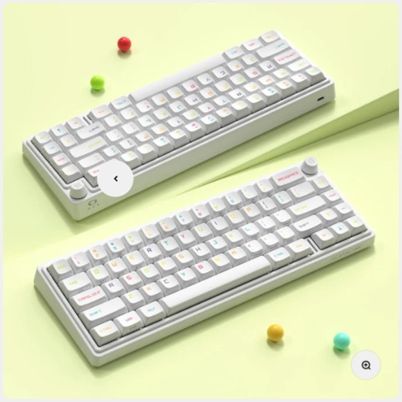 Dustsilver D66 Rainbow Sprinkles Wireless 65% layout Hot Swappable RGB Keyboard - Picture 4 of 11